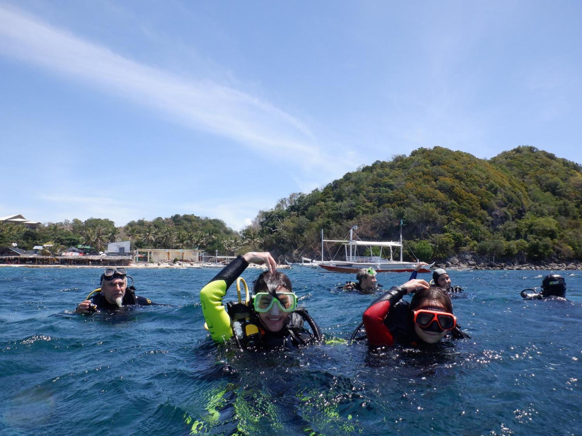 Liberty'S Lodge And Diving - Apo Island 杜马格特 外观 照片